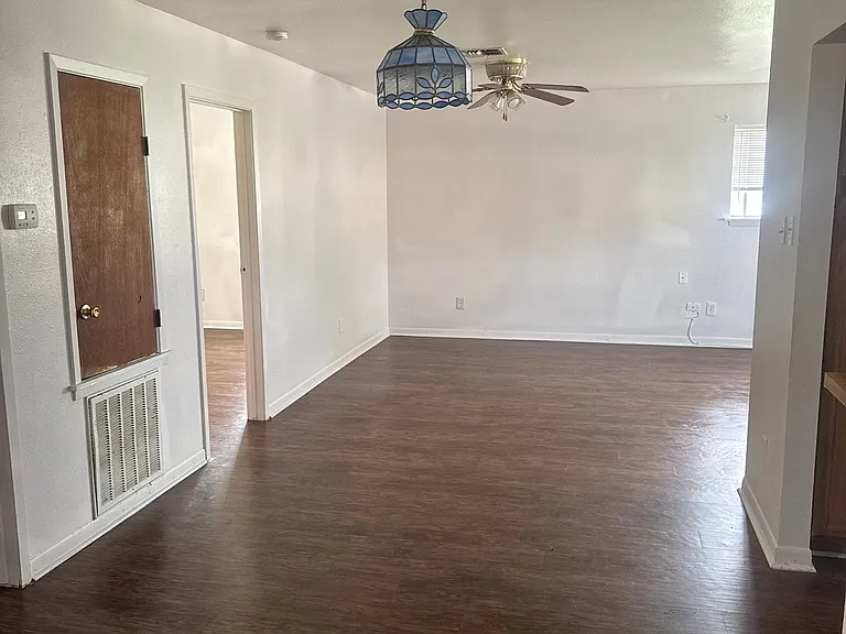 2130 Rand Morgan Rd #22 — Photo 6