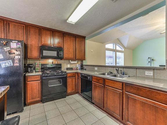 5th image of 1839 Park Oak Dr
