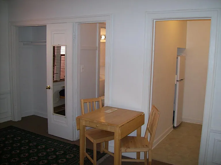 4222 N Ashland Ave — Photo 9