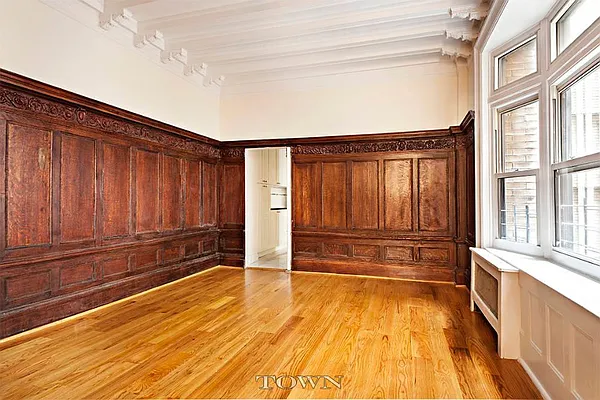 Rented by Town Residential | media 27