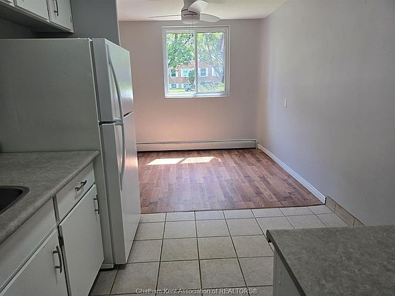 4th image of 75 Baldoon Rd #1