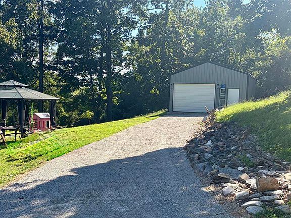 2nd image of 630 McCrary Rd