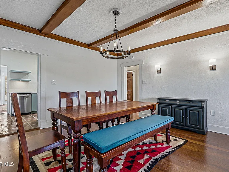 2911 Grant Ave — Photo 10