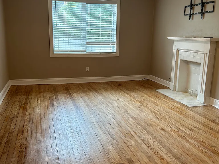 1623 Quarrier St #A — Photo 24