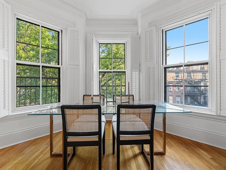 302 Commonwealth Ave #3 — Photo 8