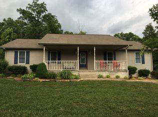 5748 E Rolling Woods Dr, Marengo, IN 47140