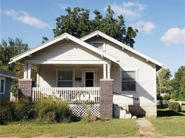 210 W Quincy St, Pittsburg, KS 66762