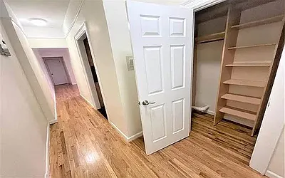 Rented by Manhattan Realty Group