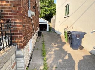 9 Roblin Ave #BASEMENT, Toronto, ON M4C 3P7