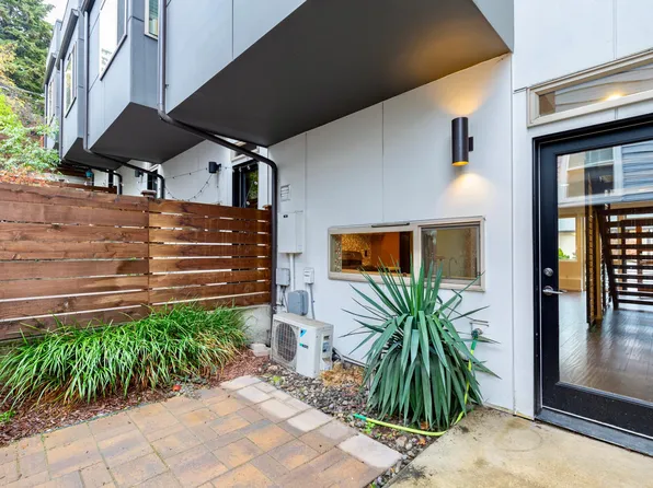 1902 S Bush Pl #2, Seattle, WA 98144