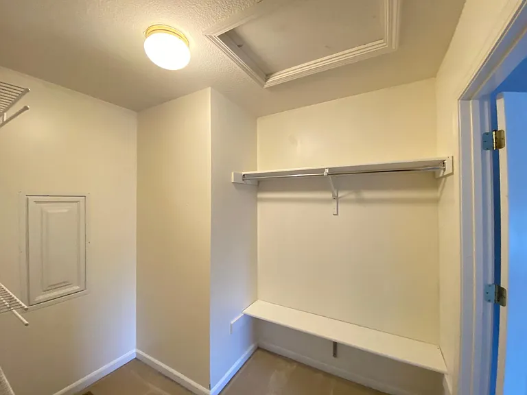 8027 Rocky Glen Pl — Photo 28