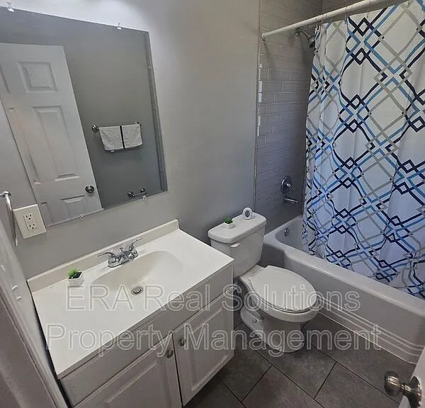 1000 E 19th Ave — Photo 23