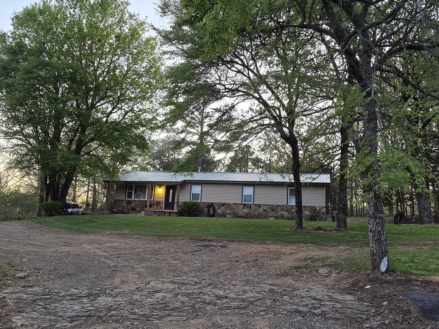 4 bed, 1624 sqft, $1,275 — Photo 1