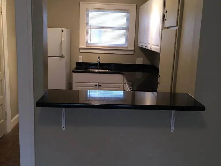 806 Forest Ave — Photo 11