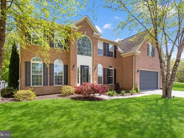 38 Firmin Way, Hanover, PA 17331