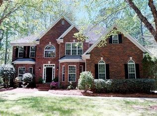 8033 Lake Providence Dr, Matthews, NC 28104