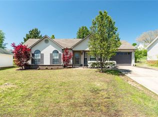 2507 Broken Hill Dr, Van Buren, AR 72956