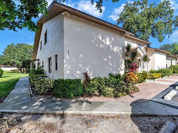 3rd image of 26650 Southern Pines Dr #101
