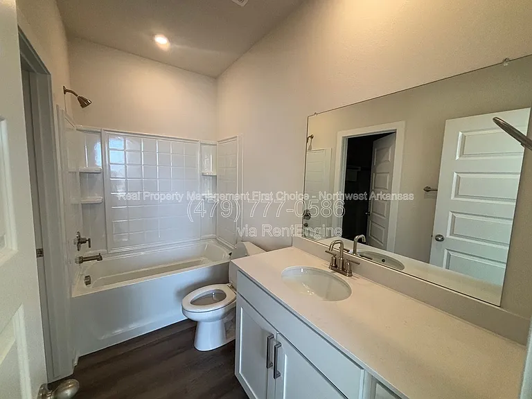 4802 W Planetree St — Photo 14