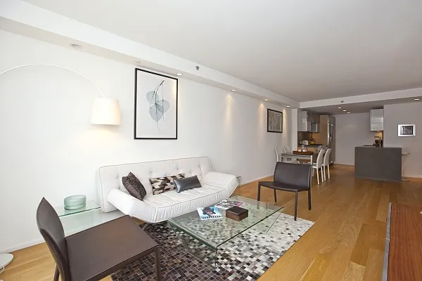 Sold by MNS | media 11