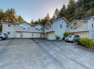 769 Hidden Creek Rd, Arcata, CA 95521