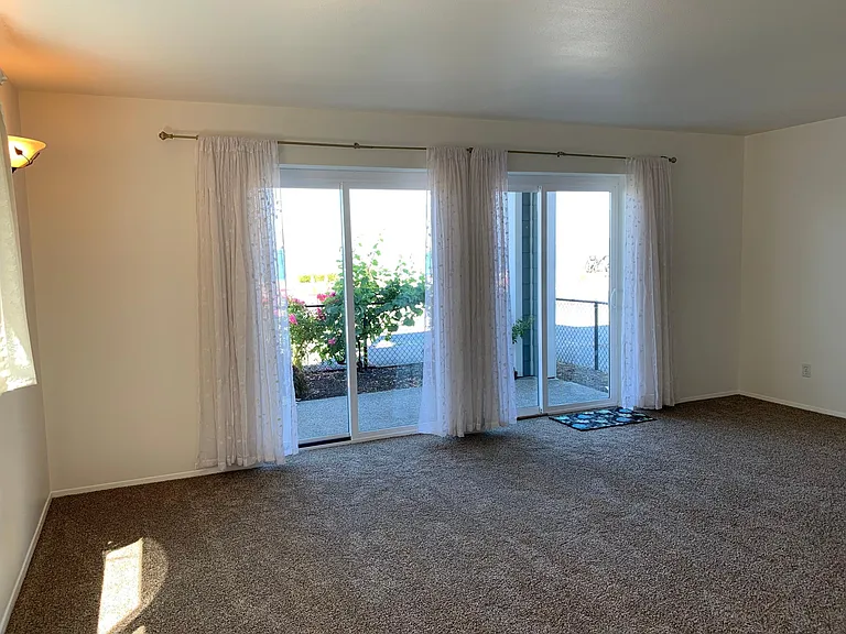 1718 Alki Ave SW #100 — Photo 28