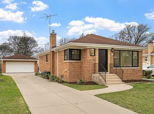 1136 Homestead Rd, La Grange Park, IL 60526