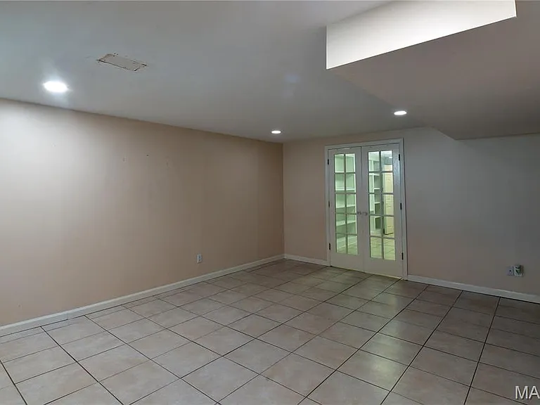 1419 Sawyers Trail Ct — Photo 51