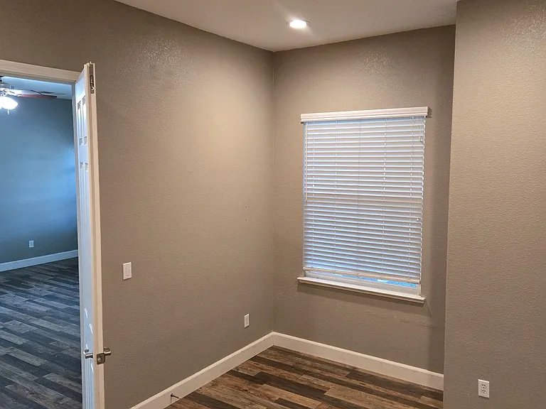 1181 Bluegrass St — Photo 13