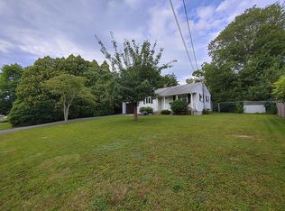 3 Midland Rd, Westerly, RI 02891