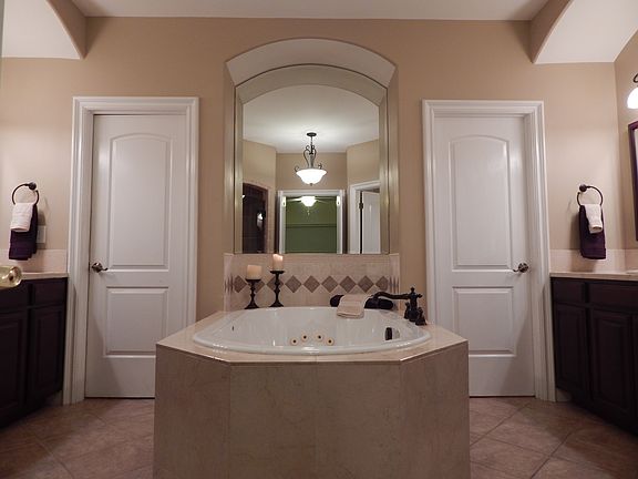 5th image of 1314 S Ravenwood Ct