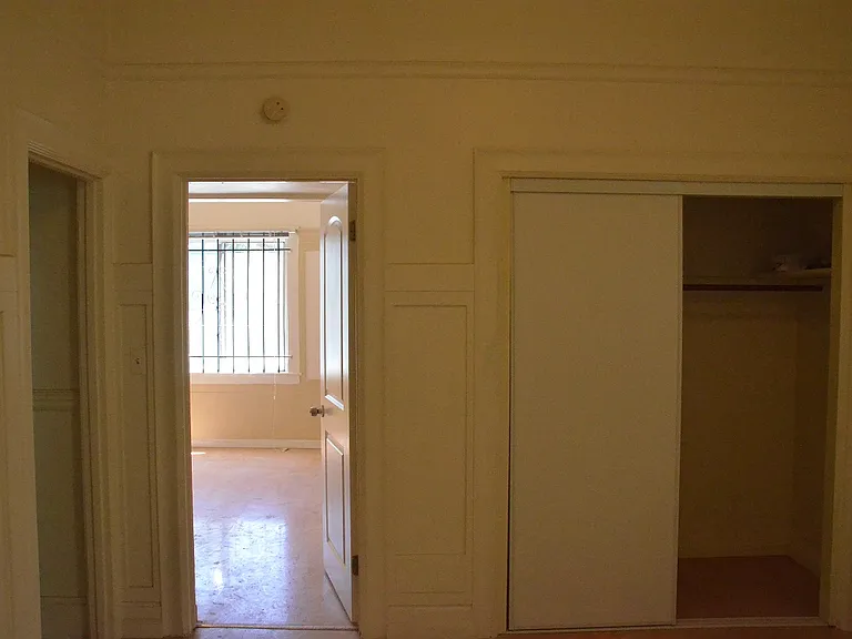 807 Martin Luther King Jr Way #807 — Photo 5