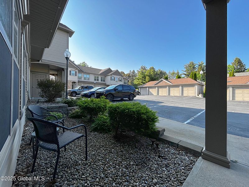 3rd image of 73 Saratoga Road Unit 3