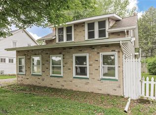 2342 Lakehurst Dr, North Perry, OH 44081