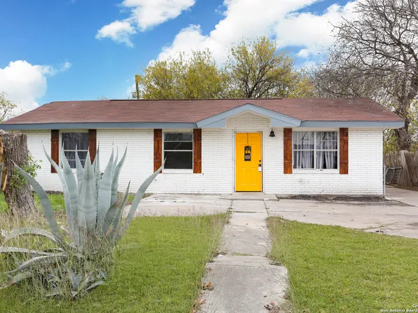 131 Park Plaza, San Antonio, TX 78237