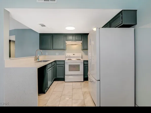 3229 Figler Ct APT D, North Las Vegas, NV 89030
