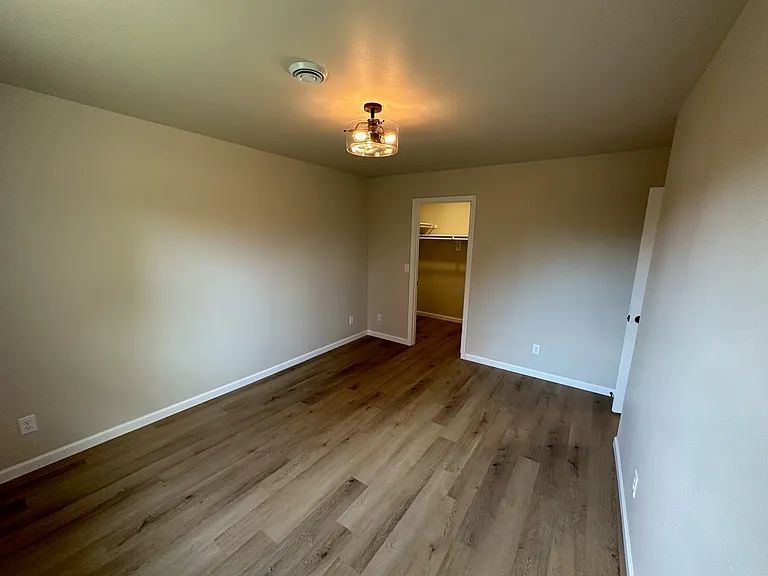 834 Nicholas Ct #836 — Photo 7
