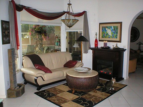 SITTING AREA adjacent to Kitchen & DR