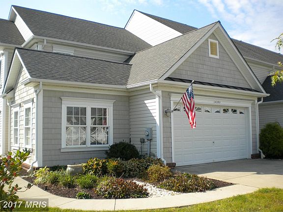 2 Car Garage