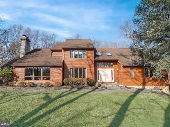 1143 Dorset Dr, West Chester, PA 19382