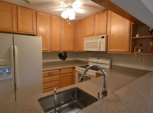 9382 SW 1st St #103, Plantation, FL 33324