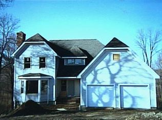 4 Titus Ct, Ridgefield, CT 06877