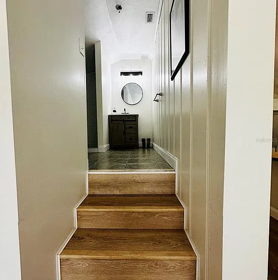 1222 E Crawford St #B — Photo 12