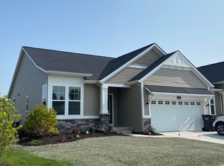 1042 Haven Dr SE, Byron Center, MI 49315