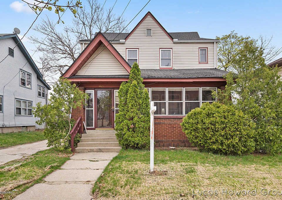 1st image of 1121 Neland Ave SE