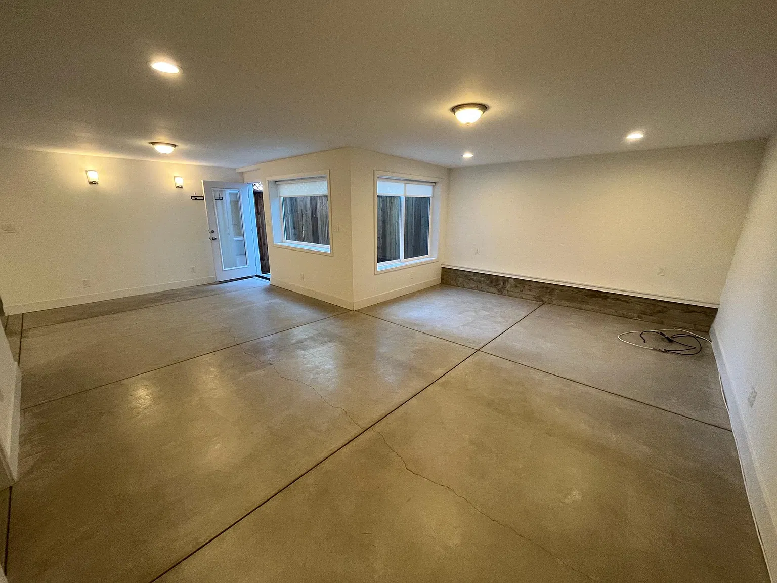 439 Haddon Rd — Photo 4