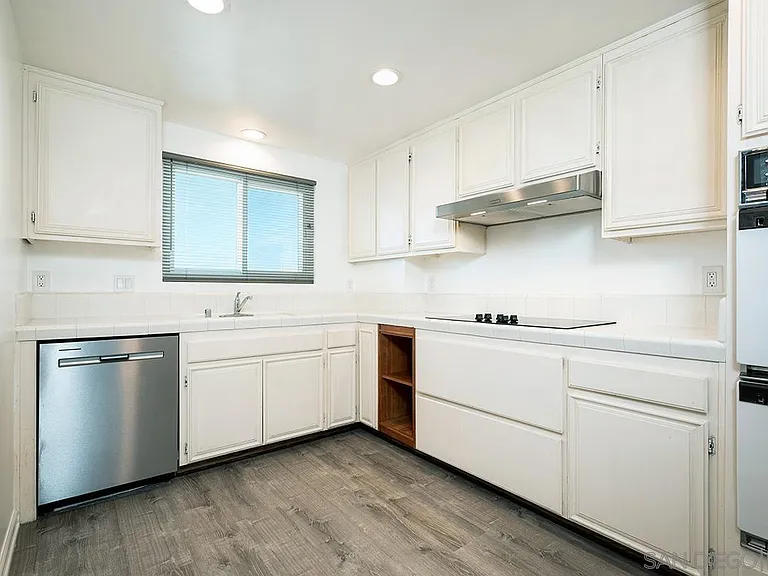 540 Hawthorn St #3A — Photo 17