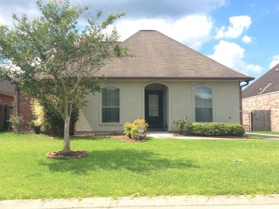 40340 Crestridge Dr, Gonzales, LA, 70737