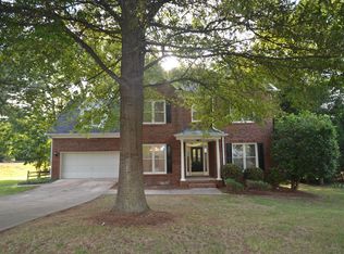 4901 Foxbriar Tl, Charlotte, NC 28269