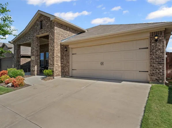 948 Deer Valley Dr, Weatherford, TX 76087